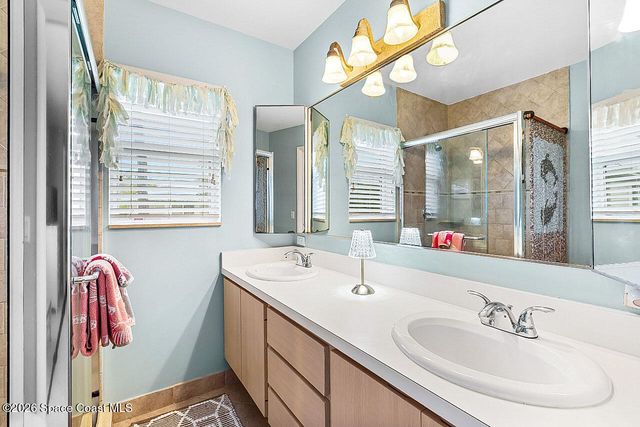 2913 SW Lakemont Place SW, Palm City, FL 34990