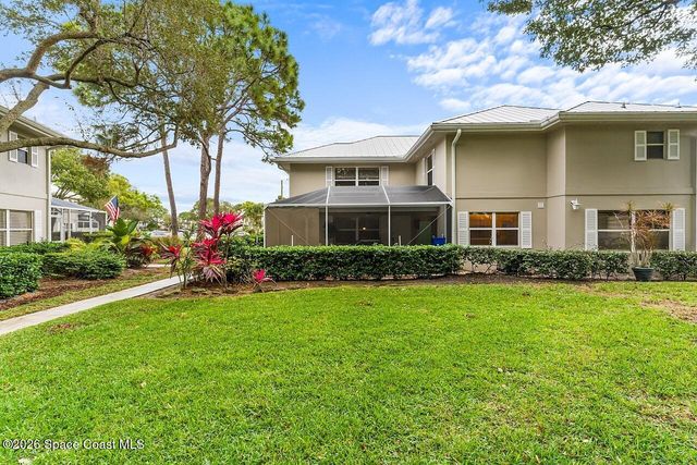 2913 SW Lakemont Place SW, Palm City, FL 34990