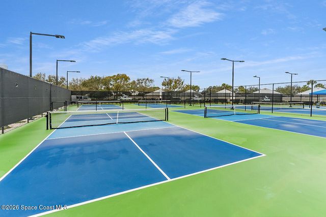 2913 SW Lakemont Place SW, Palm City, FL 34990