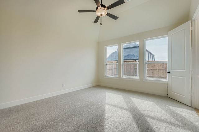 836 Stone Grove Road, Lavon, TX 75166