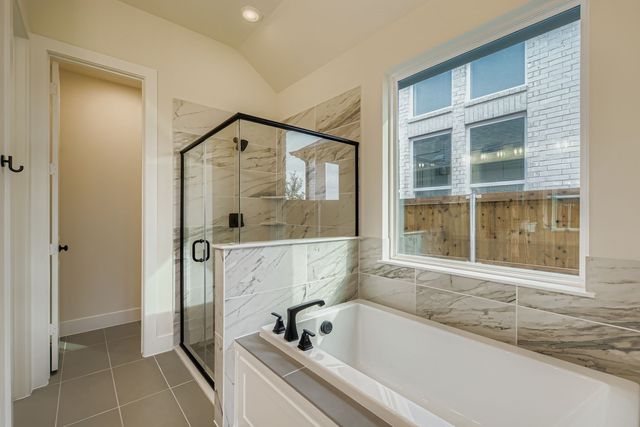 836 Stone Grove Road, Lavon, TX 75166