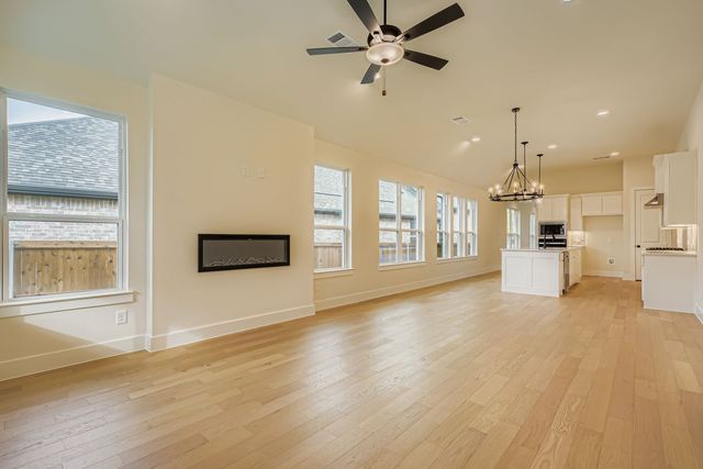 836 Stone Grove Road, Lavon, TX 75166