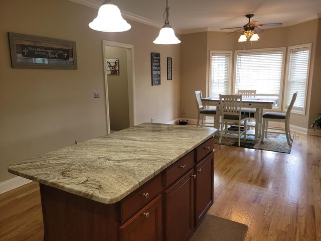 357 S Hill Road, Versailles, KY 40383