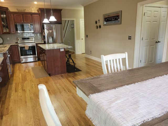 357 S Hill Road, Versailles, KY 40383