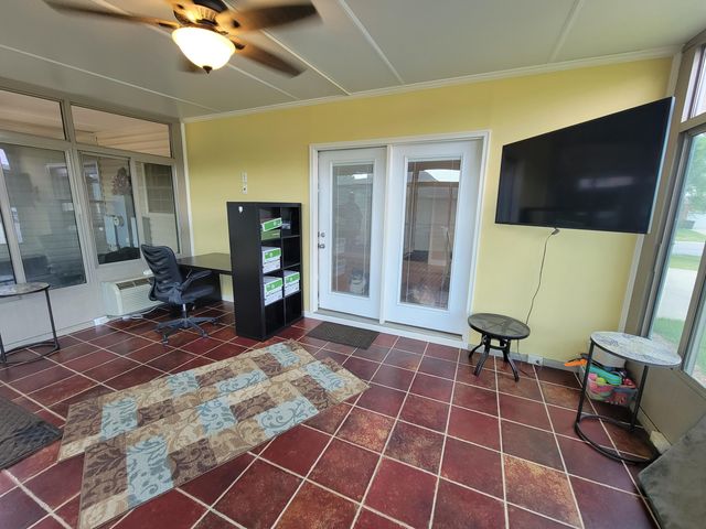 357 S Hill Road, Versailles, KY 40383