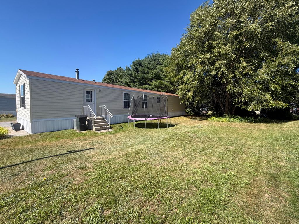 13 Dunlop Avenue, Mechanic Falls, ME 04256 — photo 4