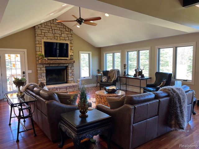 5785 Baldwin Road, Oxford, MI 48371