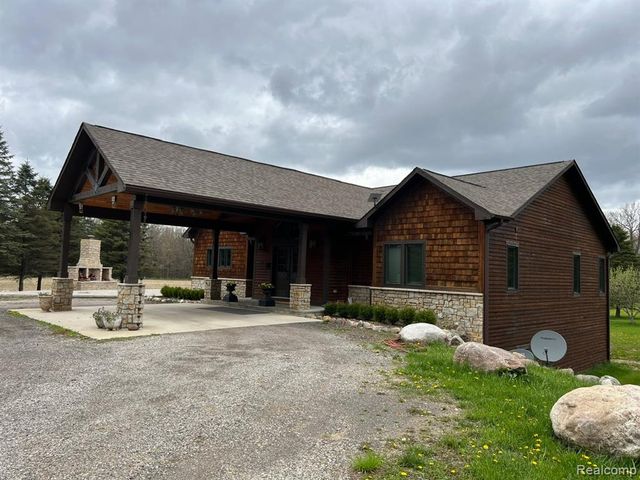 5785 Baldwin Road, Oxford, MI 48371