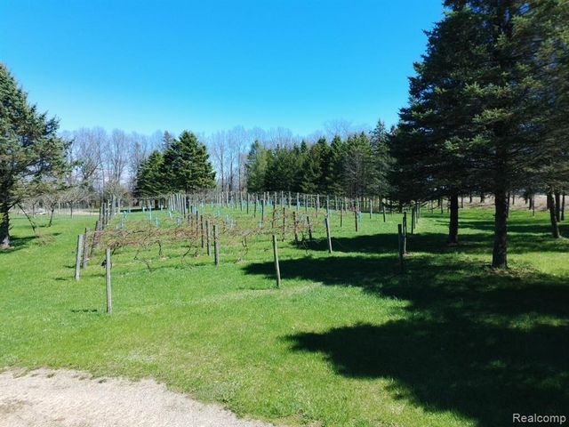 5785 Baldwin Road, Oxford, MI 48371
