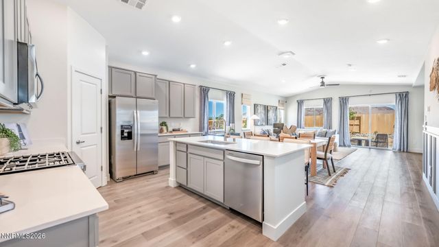 724 Alouette Circle, Dayton, NV 89403