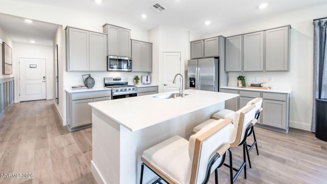 724 Alouette Circle, Dayton, NV 89403