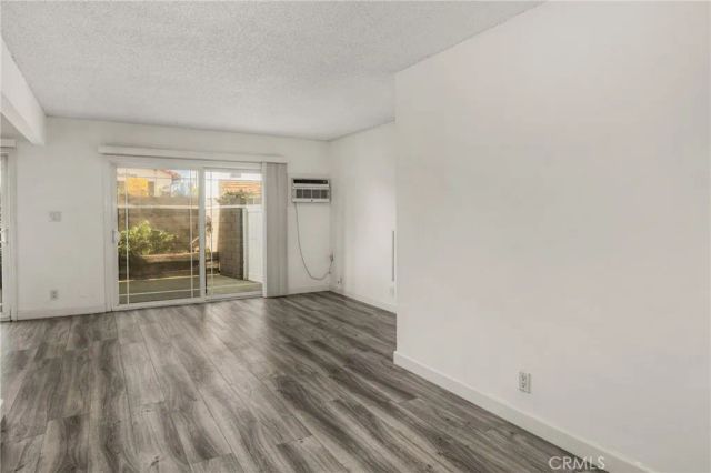 16862 12th St 1, Sunset Beach, CA 90742
