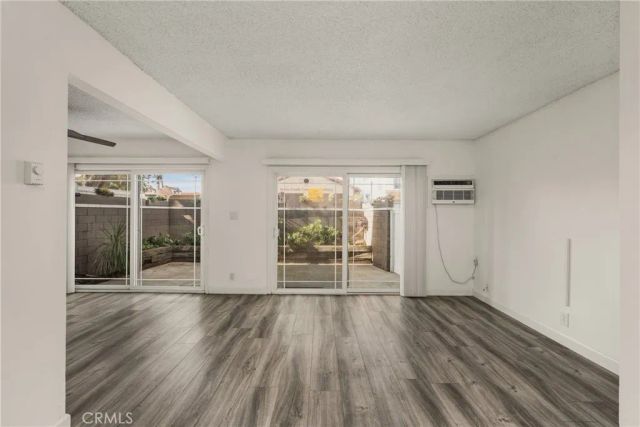 16862 12th St 1, Sunset Beach, CA 90742