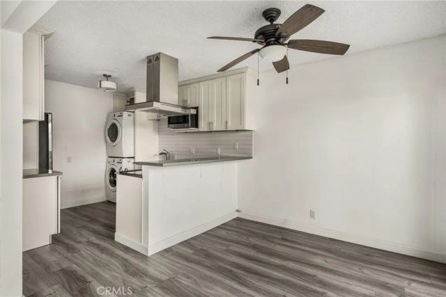 16862 12th St 1, Sunset Beach, CA 90742