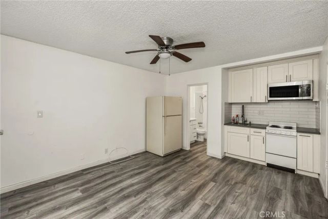 16862 12th St 1, Sunset Beach, CA 90742