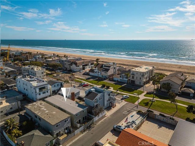 16862 12th St 1, Sunset Beach, CA 90742