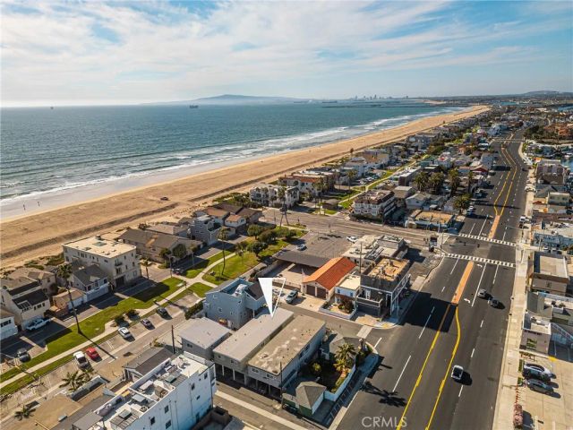 16862 12th St 1, Sunset Beach, CA 90742