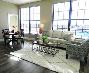 91 Main Street 406, Warren, RI 02885