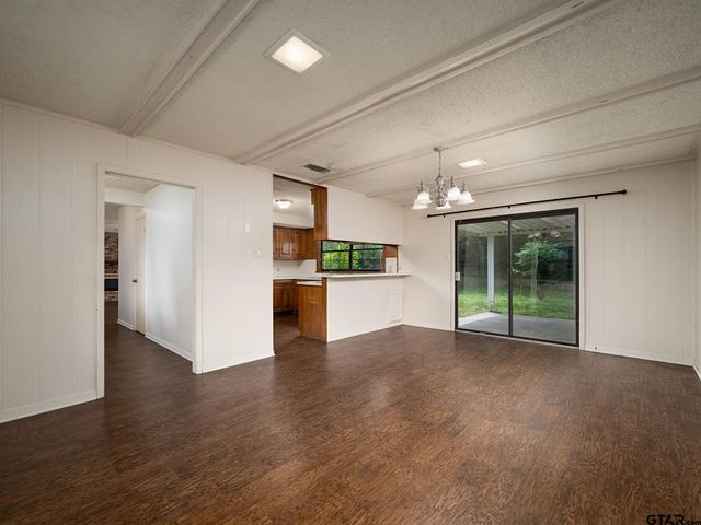 2513 Merry Lane, Tyler, TX 75701