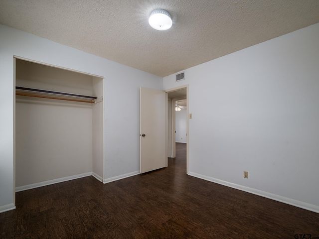 2513 Merry Lane, Tyler, TX 75701