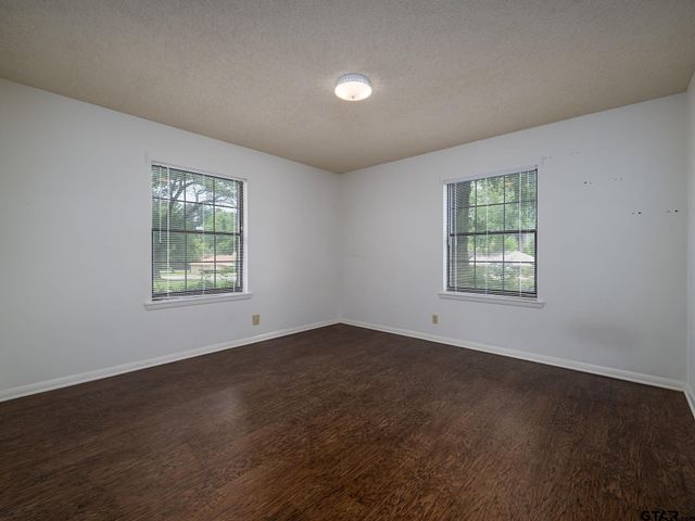 2513 Merry Lane, Tyler, TX 75701