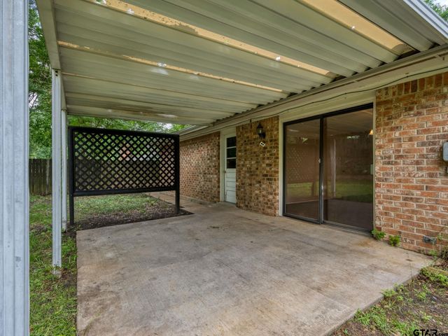 2513 Merry Lane, Tyler, TX 75701