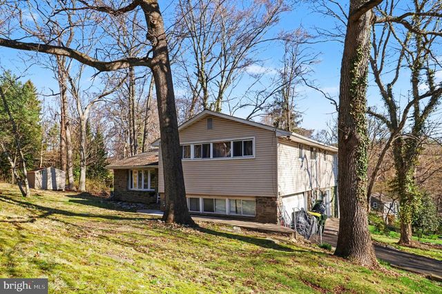 2338 FAIRWAY RD, Huntingdon Valley, PA 19006