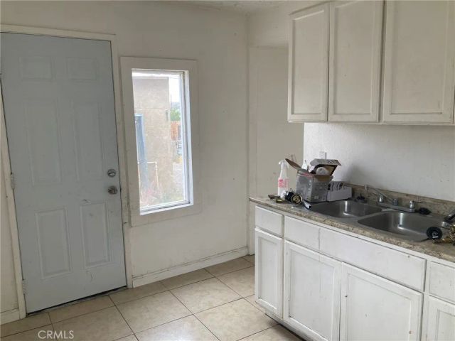 515 Clark, Barstow, CA 92311