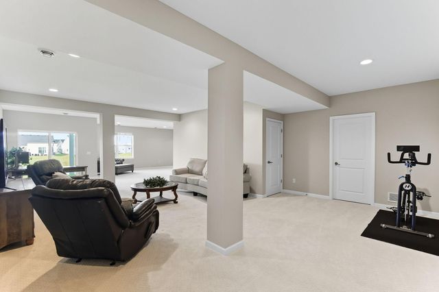 19488 102nd Place, Rogers, MN 55374