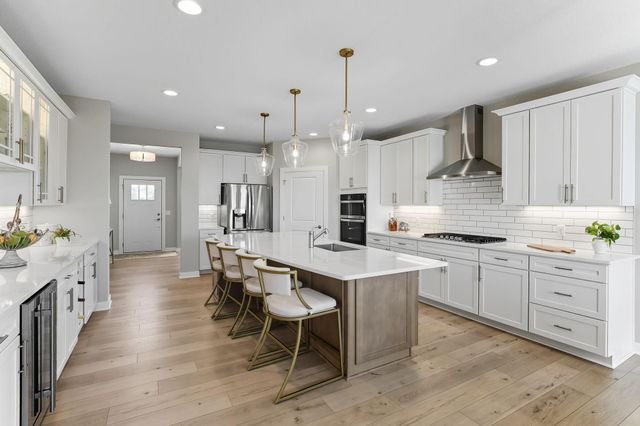 19488 102nd Place, Rogers, MN 55374