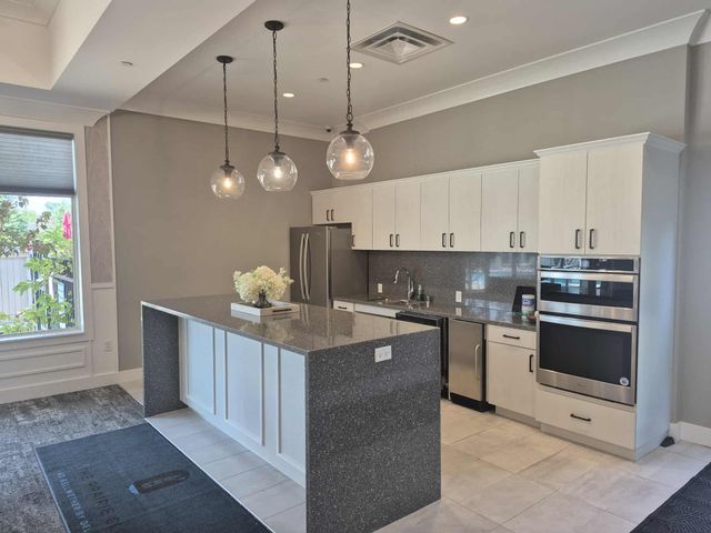 19488 102nd Place, Rogers, MN 55374