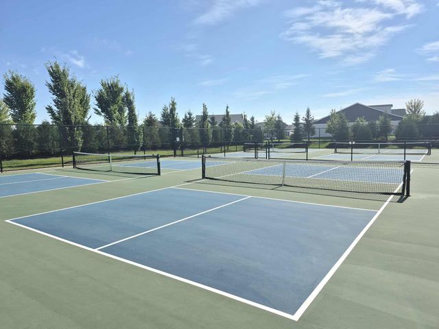 19488 102nd Place, Rogers, MN 55374