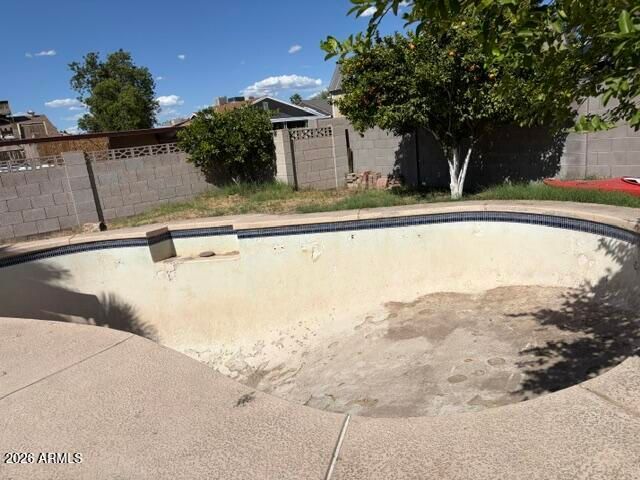 3428 W Banff Lane, Phoenix, AZ 85053