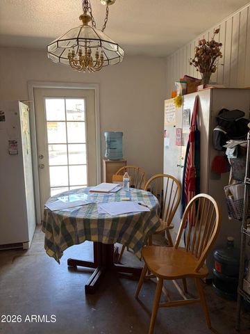 3428 W Banff Lane, Phoenix, AZ 85053