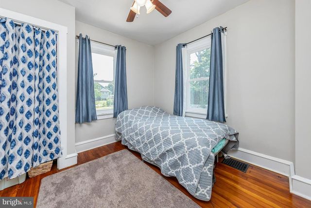 38 PINE ST, Gibbstown, NJ 08027