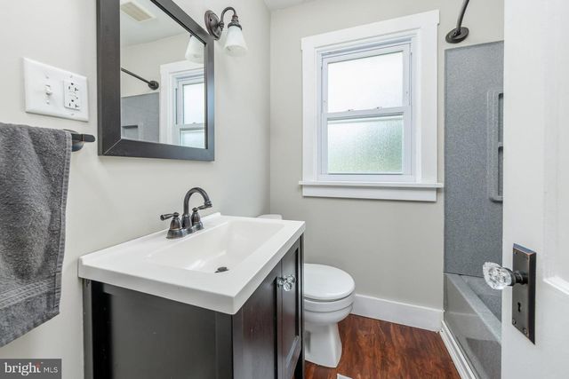 38 PINE ST, Gibbstown, NJ 08027