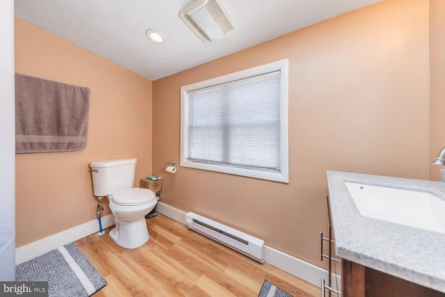 38 PINE ST, Gibbstown, NJ 08027