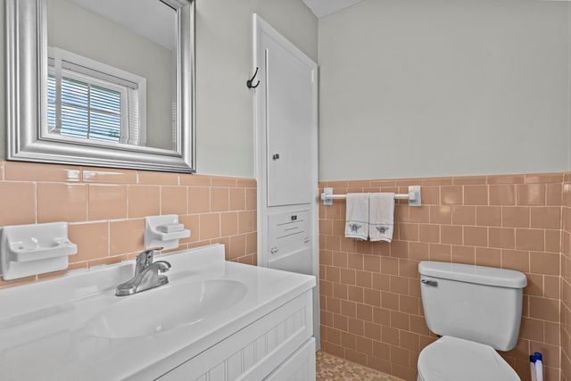 622 Peachtree Street, Headland, AL 36345