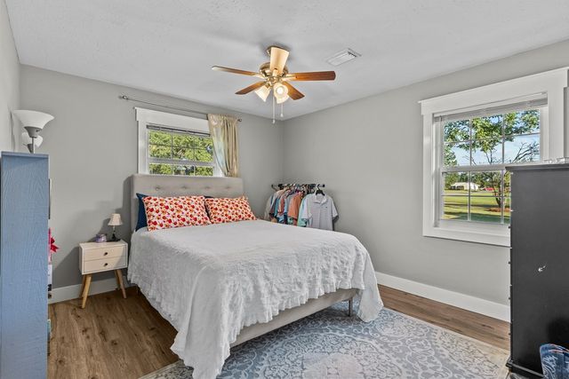 622 Peachtree Street, Headland, AL 36345