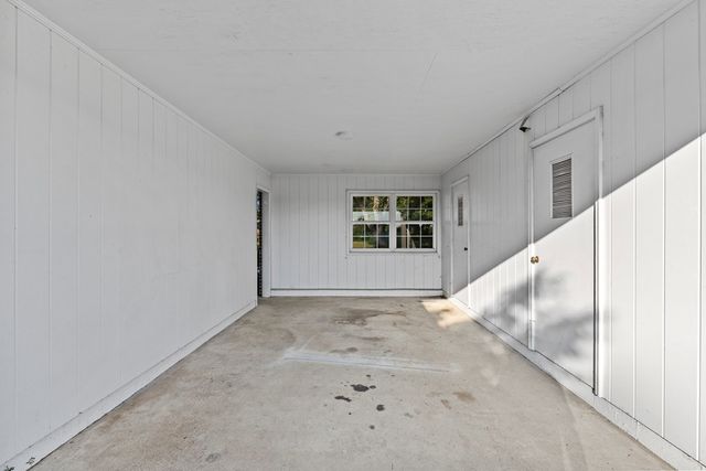 622 Peachtree Street, Headland, AL 36345