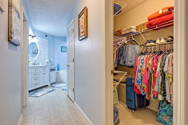 300 Ginger Creek Lane, Clayton, GA 30525