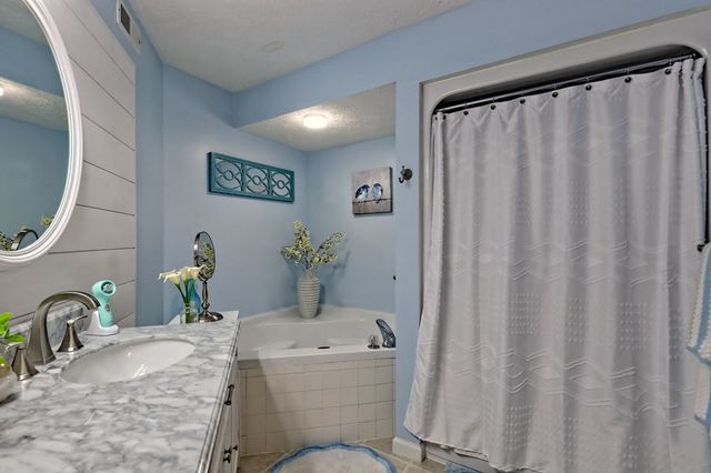 300 Ginger Creek Lane, Clayton, GA 30525