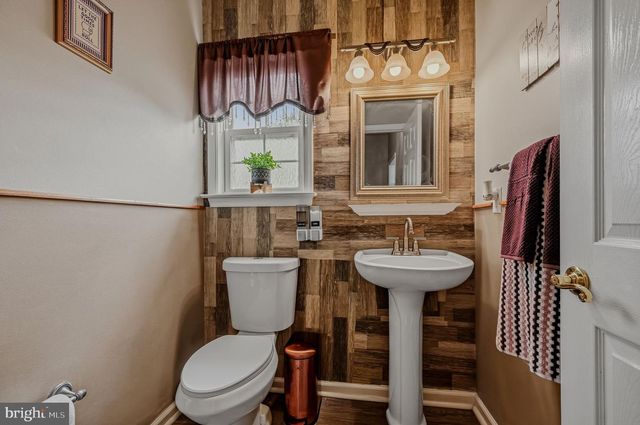 202 W THOMAS CT, Middletown, DE 19709