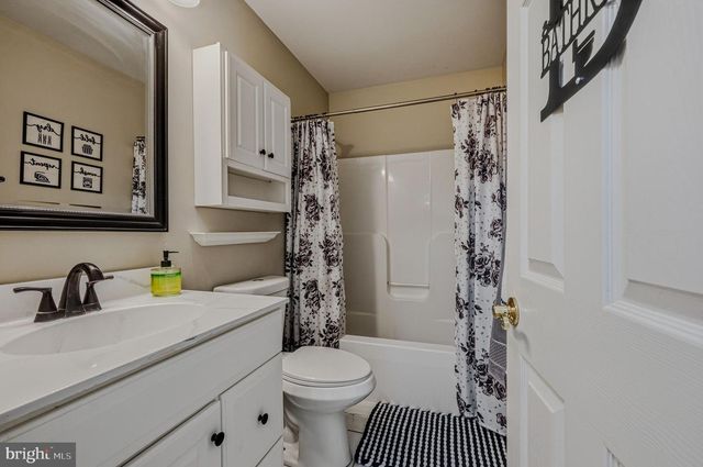 202 W THOMAS CT, Middletown, DE 19709