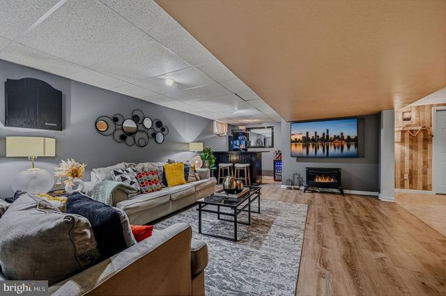 202 W THOMAS CT, Middletown, DE 19709