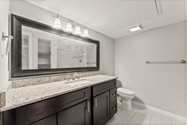 336 Melrose Drive 19D, Richardson, TX 75080