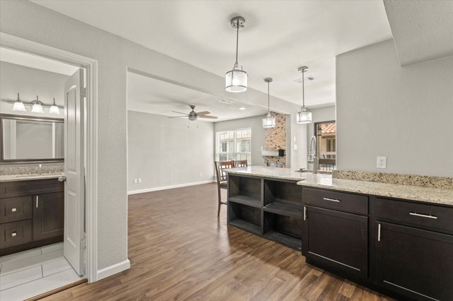 336 Melrose Drive 19D, Richardson, TX 75080