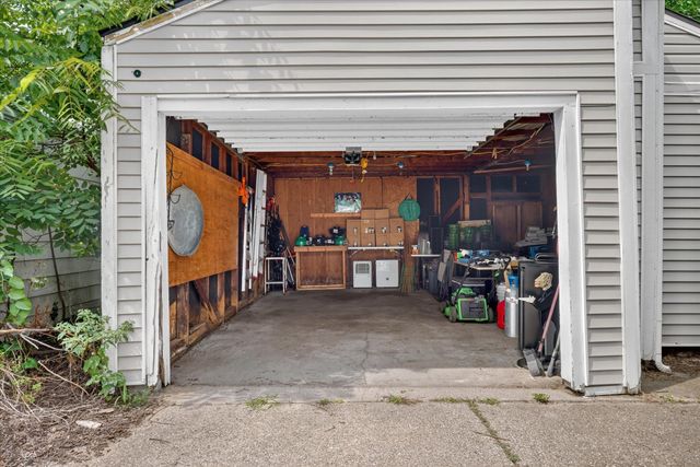 3519 Raven Avenue Sw, City Of Wyoming, MI 49509