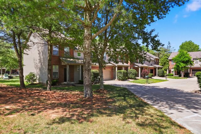 3705 Lochdale Terrace, Lexington, KY 40514