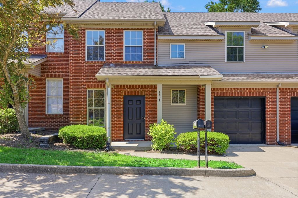 3705 Lochdale Terrace, Lexington, KY 40514